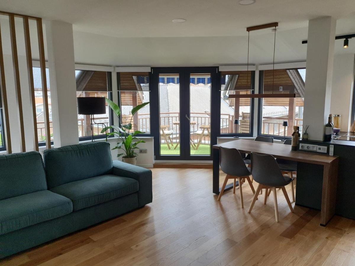 Modern Top Floor Loft With Balcony Budapest Eksteriør bilde