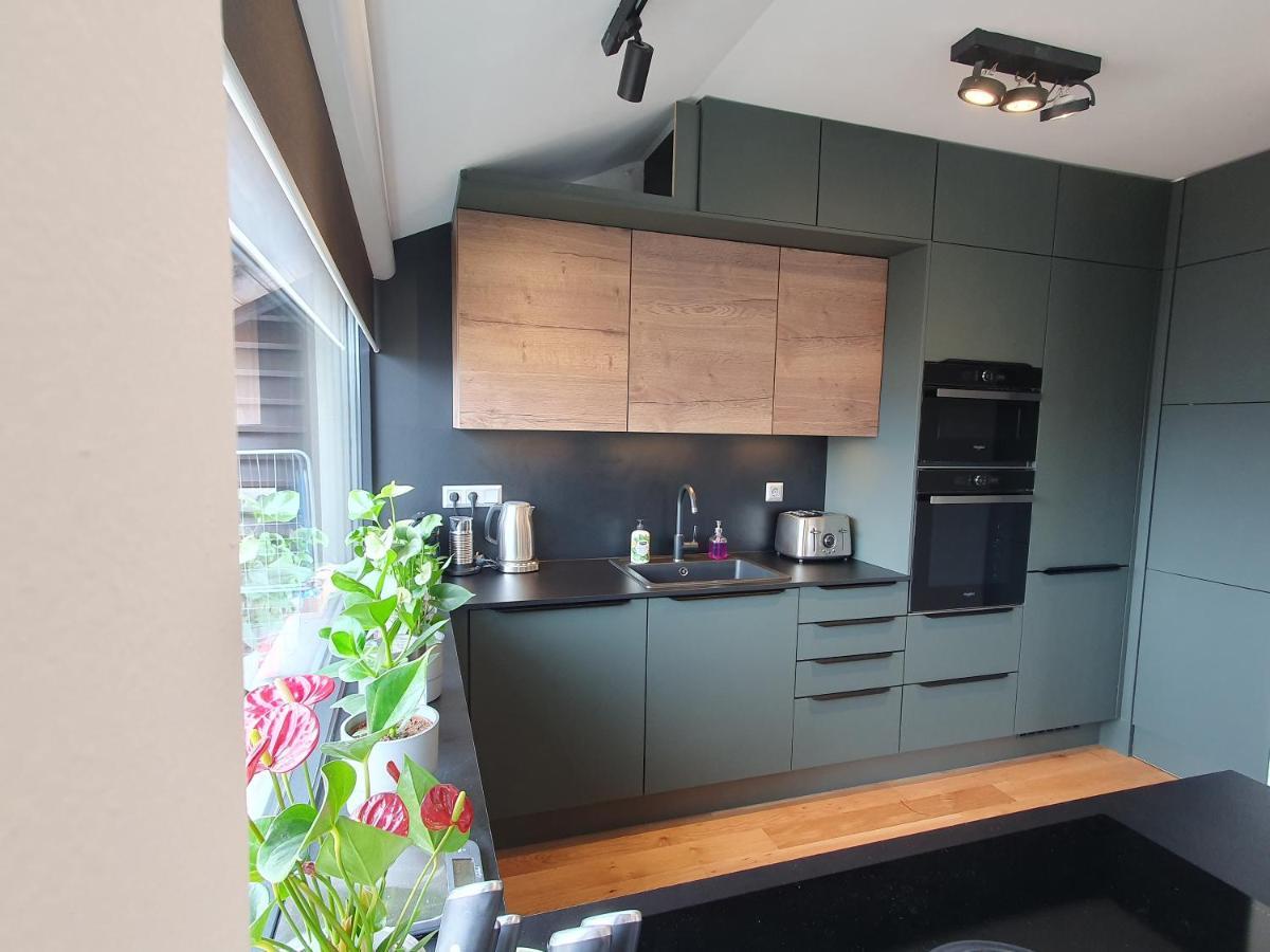 Modern Top Floor Loft With Balcony Budapest Eksteriør bilde