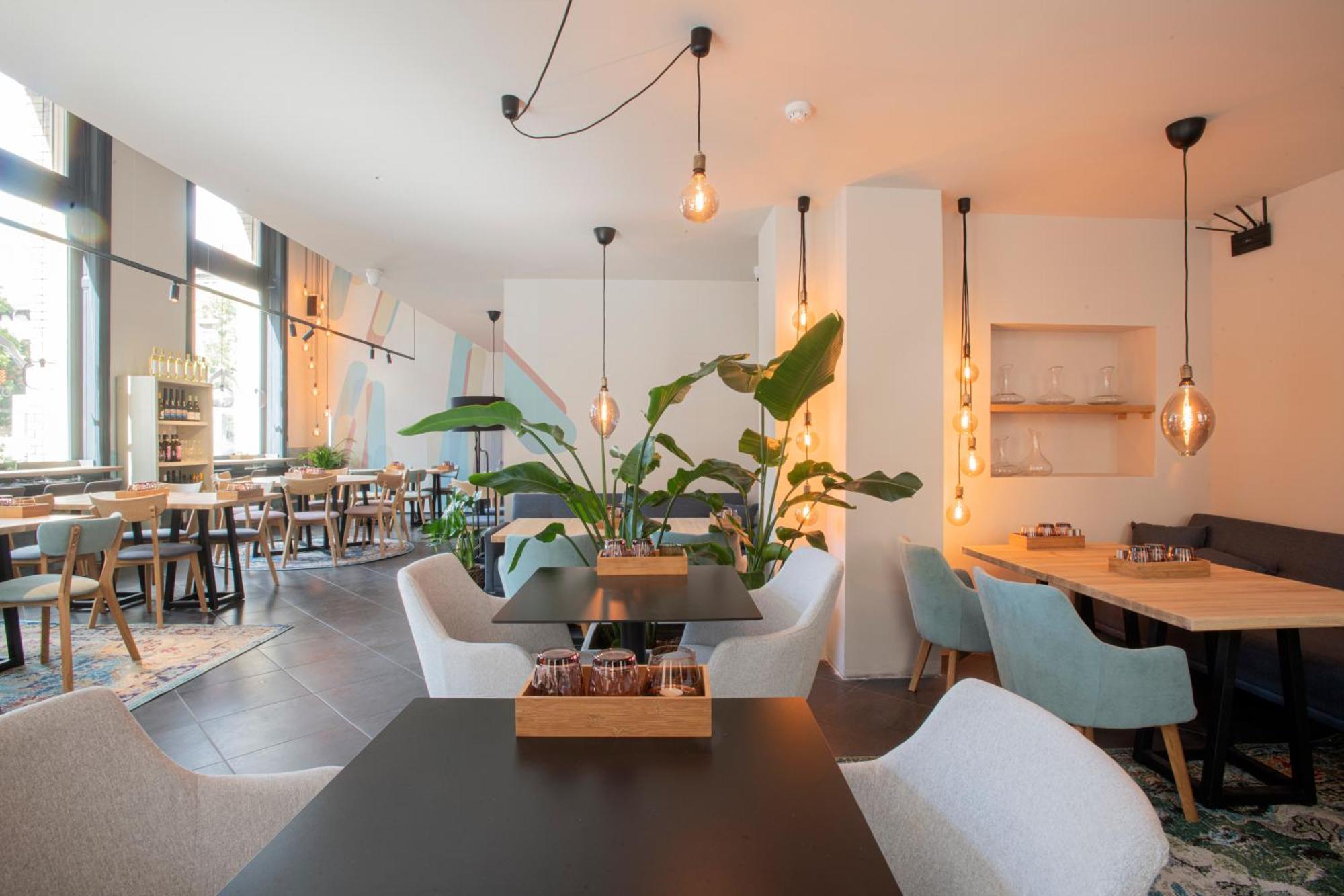 Modern Top Floor Loft With Balcony Budapest Eksteriør bilde