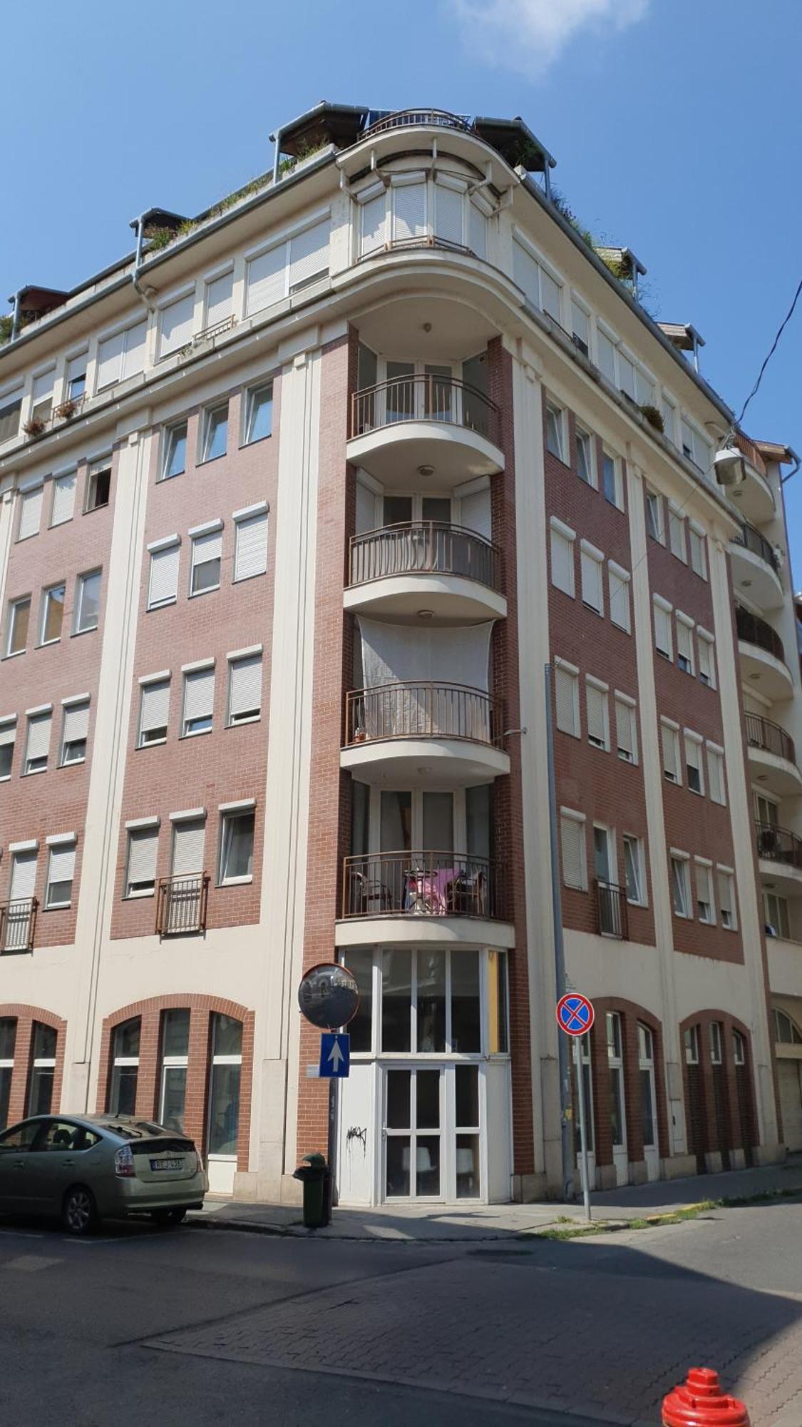 Modern Top Floor Loft With Balcony Budapest Eksteriør bilde